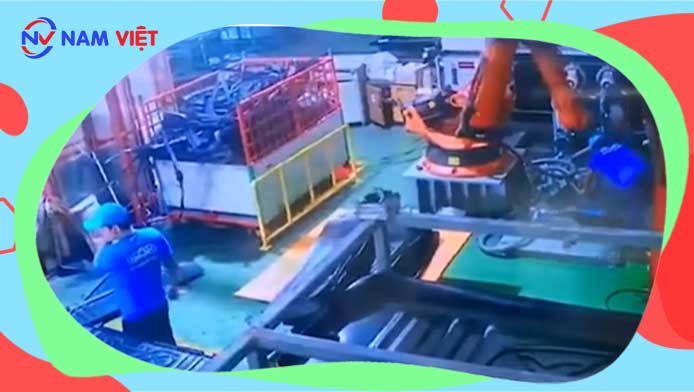 Bi kịch khi robot giết công nhân trong nhà máy Thái Lan
