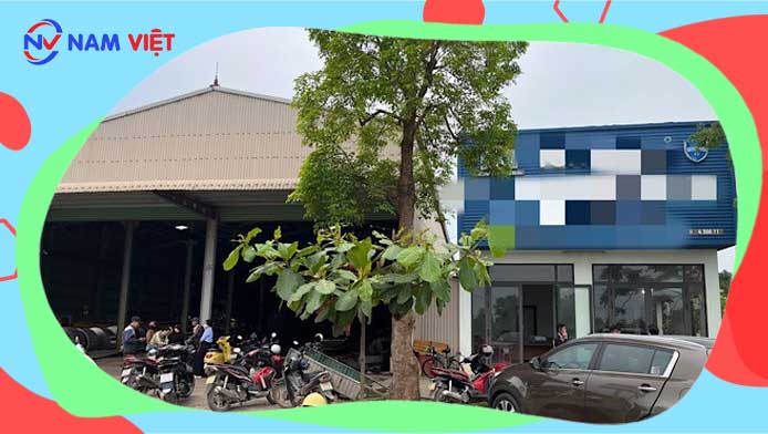 Hiện trường tai nạn lao động bên ngoài nhà máy tôn