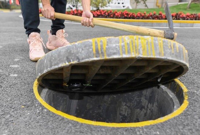 Bốn công nhân Nhật Bản thiệt mạng vì cứu đồng nghiệp rơi hố ga
