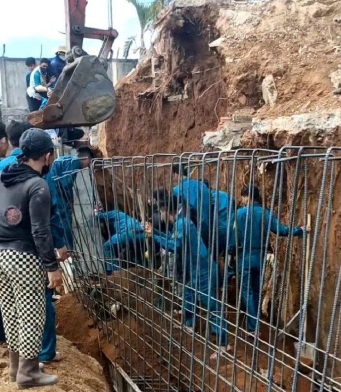 Công nhân tử vong do sạt lở đất khi thi công tường chắn